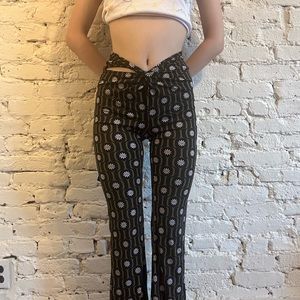 High waisted flared pants with flower pattern